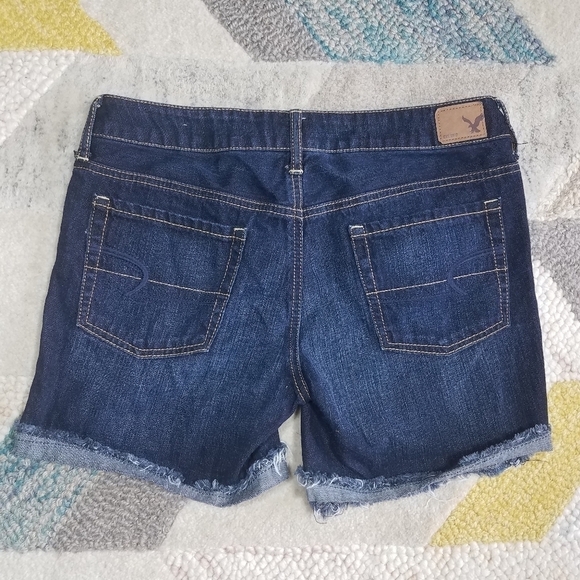 American Eagle Jean Shorts Size 2 - Picture 3 of 4